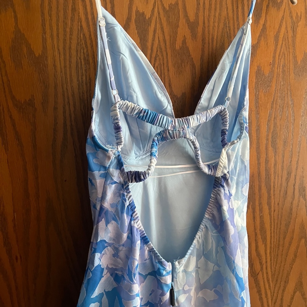 Hello Molly LUXE SERENITY MAXI DRESS BLUE - Picture 4 of 5